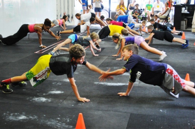 CROSS KIDS